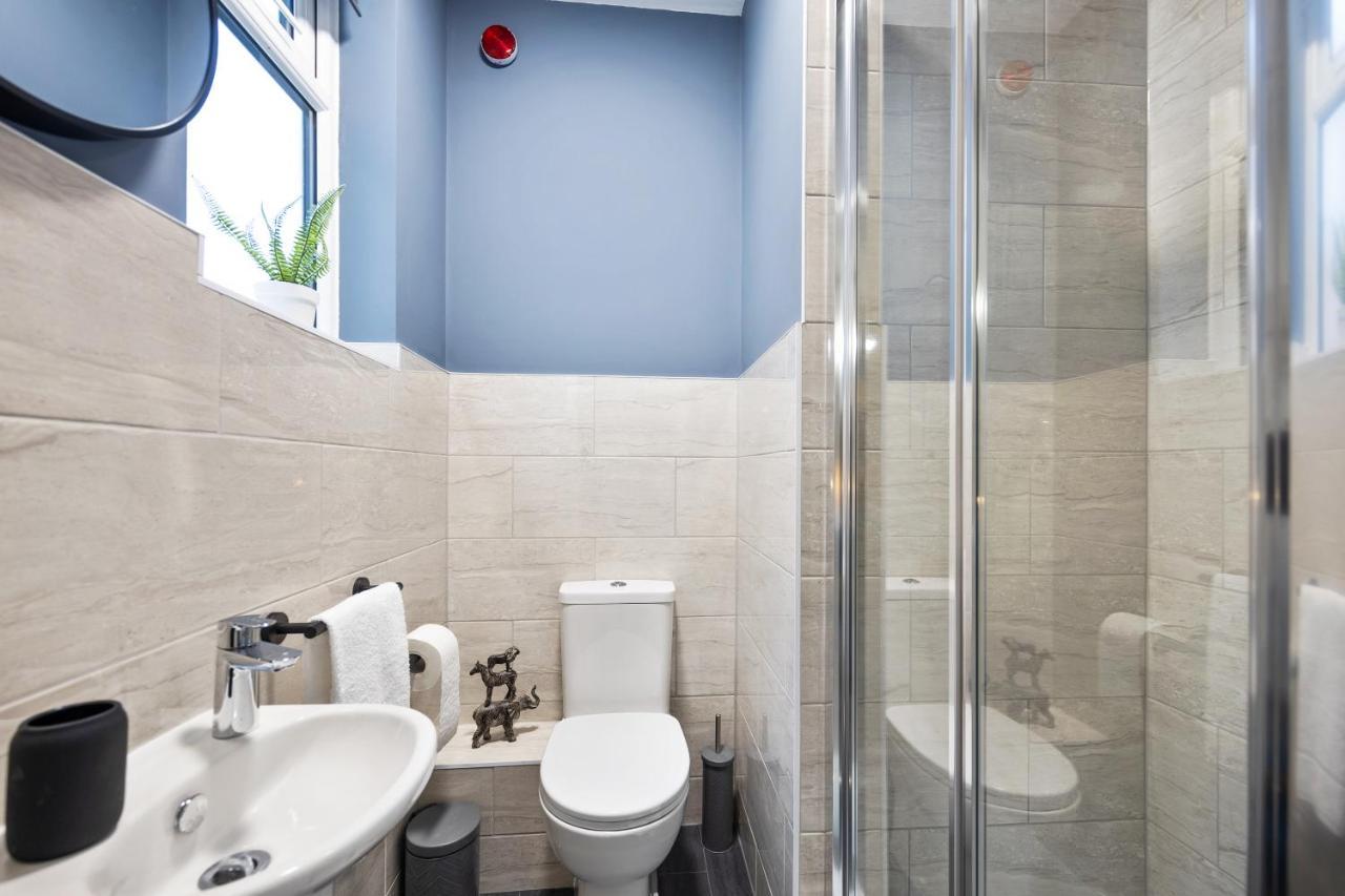 7 Bedroom House Ensuite Rooms, Fully Equipped Kitchen, Free Wifi, Tvs In All Rooms City Centre Close To A46 Inspire Homes Coventry Eksteriør billede