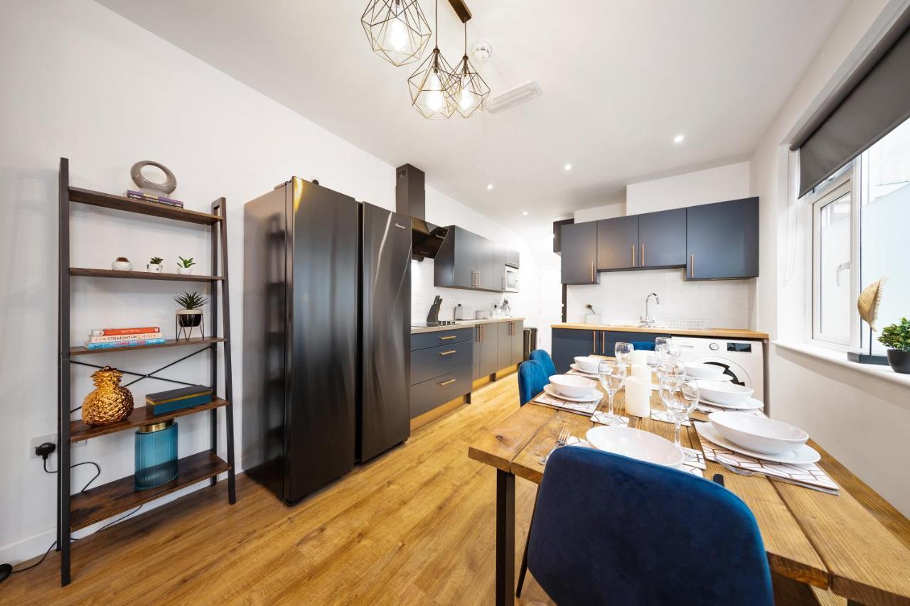 7 Bedroom House Ensuite Rooms, Fully Equipped Kitchen, Free Wifi, Tvs In All Rooms City Centre Close To A46 Inspire Homes Coventry Eksteriør billede